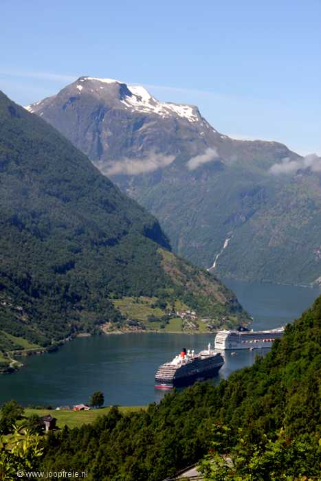 Uitzicht op het Geirangerfjord