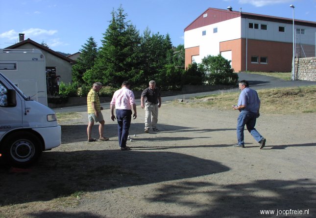 Een potje Petanque of Jeu-de-Boules.