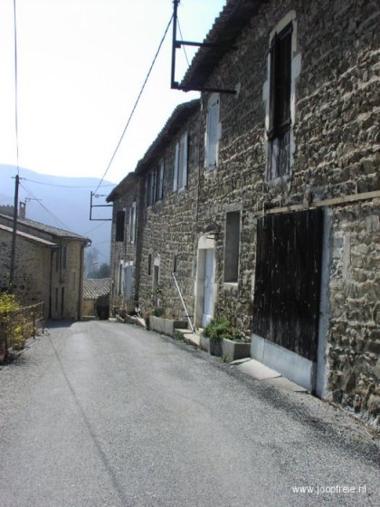 Saint-Laurent-du-Pape.