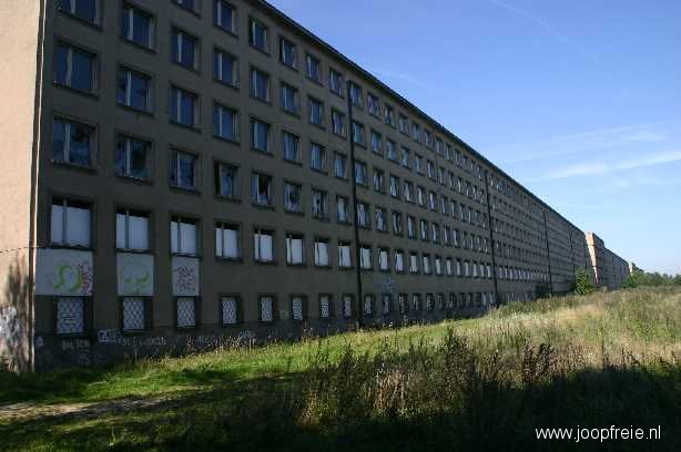 4,5 kilometer gebouw uit Nazitijd in Prora