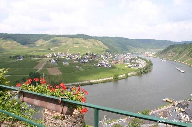 Zicht vanaf de burcht bij Beilstein