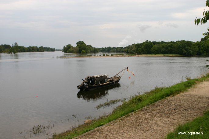 Loire(boven) en Vienne(rechts) komen samen bij Candes-Saint-Martin