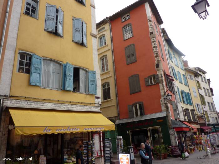 Kleurrijk Puy-en-Velay